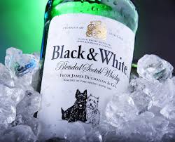 BLACK WHITE (garrafa)